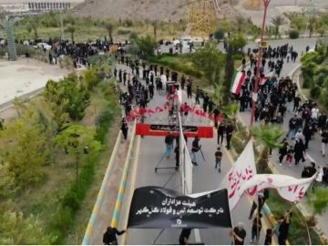 در آئین عزاداری متمرکز کارکنان منطقه معدنی و‌ صنعتی گل‌گهر در گهرپارک سیرجان