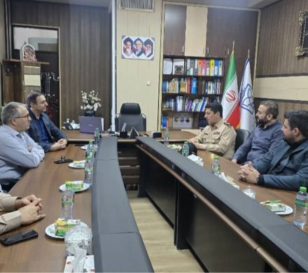 جلسه سرپرست دانشکده علوم پزشکی با رئیس اداره بهداشت و درمان نیروی دریایی ارتش برگزار شد