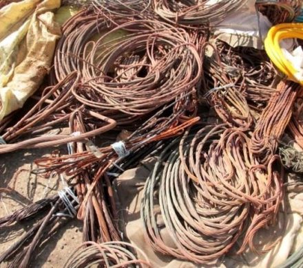 انهدام باند ۴ نفره سارقان کابل‌های برق و موتور کولر در سیرجان